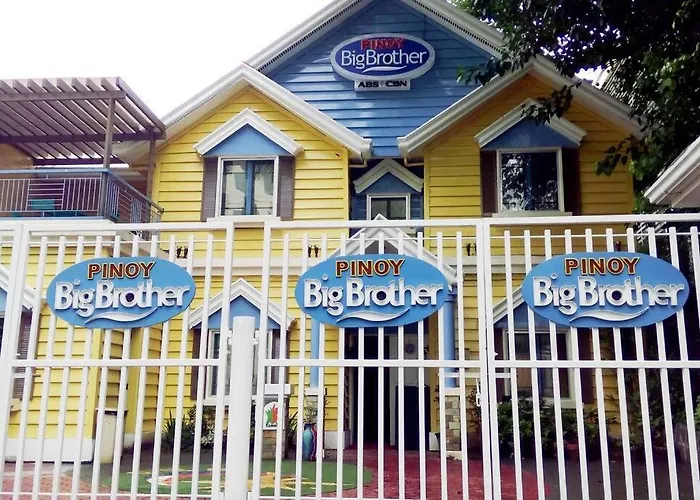 Huge A2j Executive Luxury 1br Near Abs Cbn, Gma Apartment