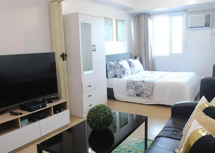 Huge A2j Executive Luxury 1br Near Abs Cbn, Gma *
